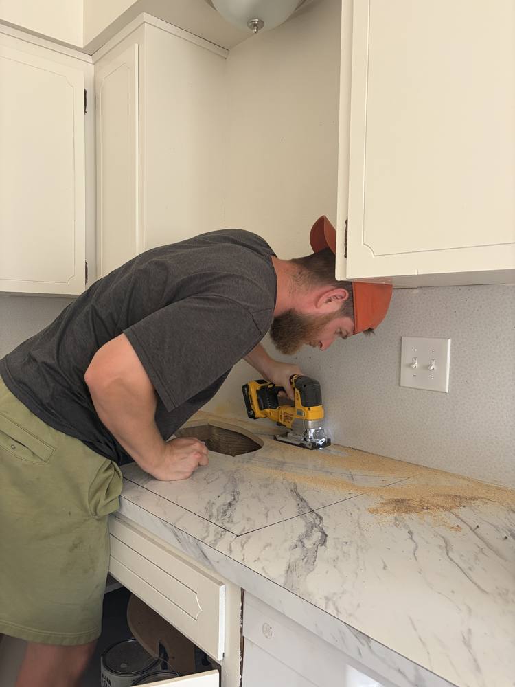 Cutting a sink opening in a new countertop